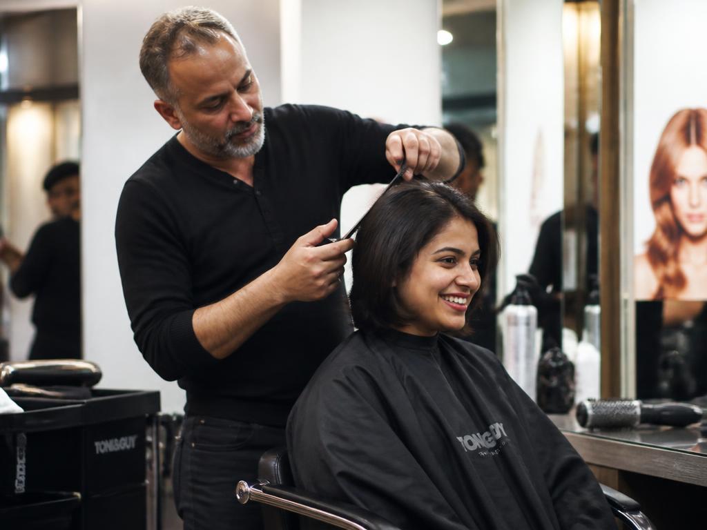 Haircut & Styling